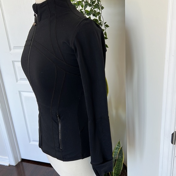Queenie Ke Black Zip Up Athletic Jacket with Zipper and Thumb Holes Sz XS - Picture 4 of 12